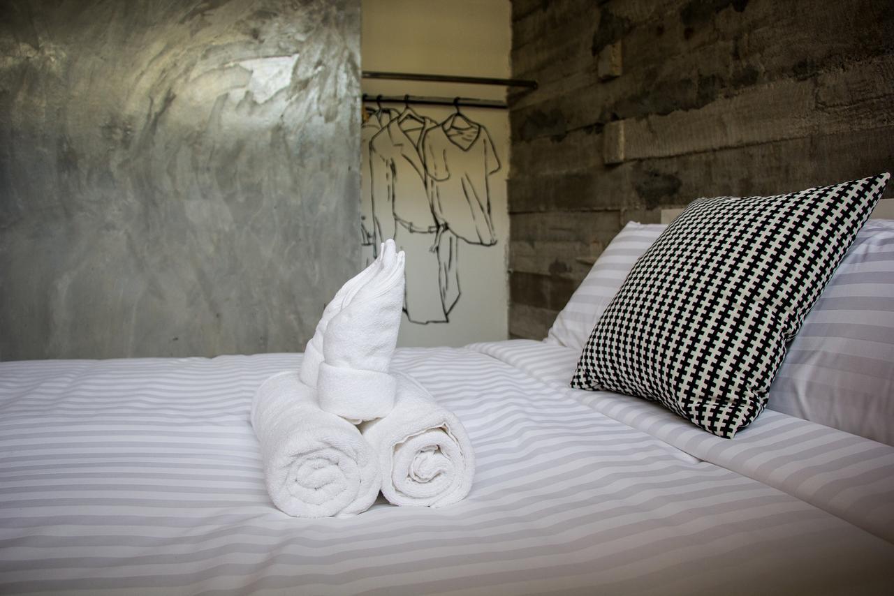 Zen Hostel Chiangmai Chiang Mai Bagian luar foto