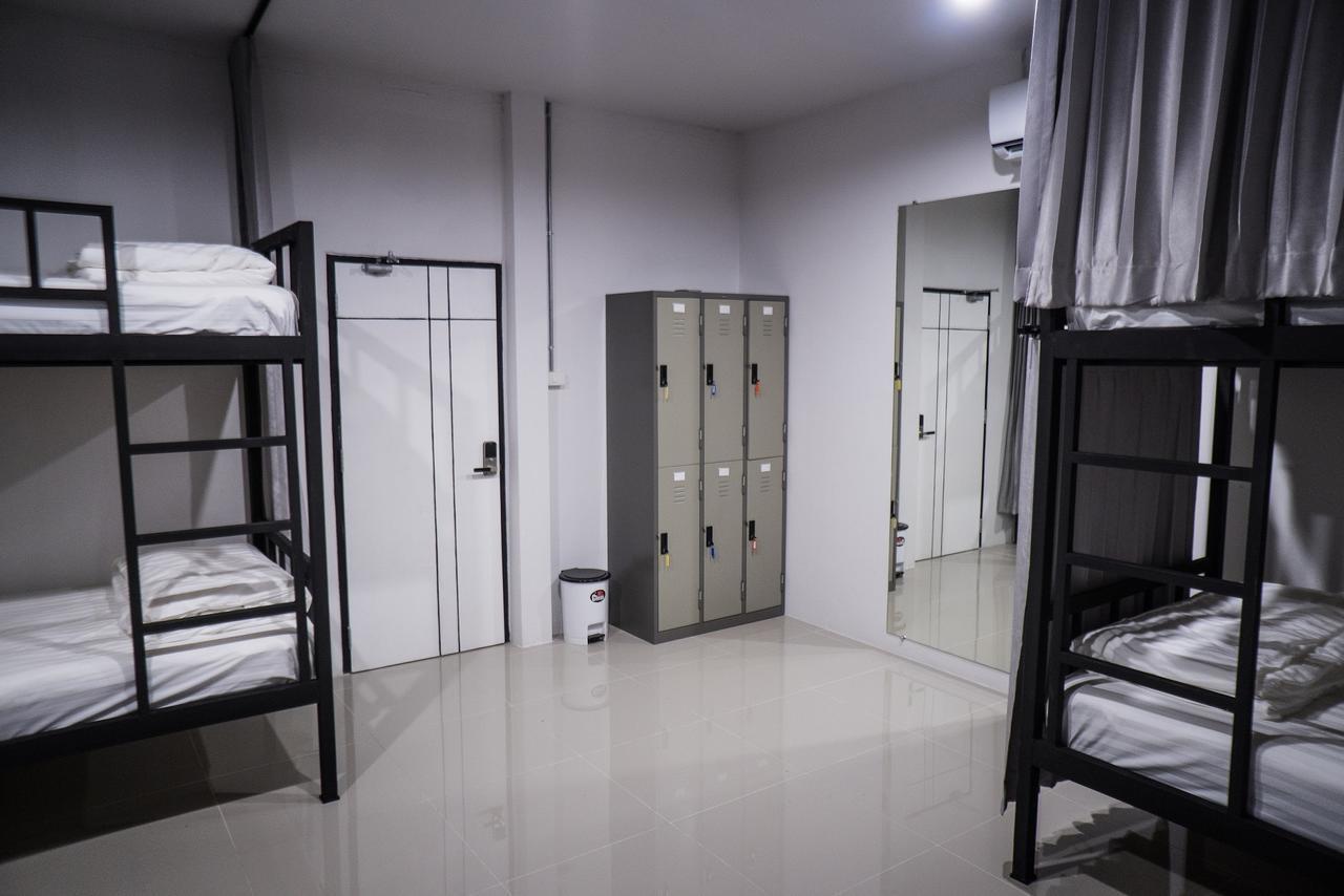 Zen Hostel Chiangmai Chiang Mai Bagian luar foto