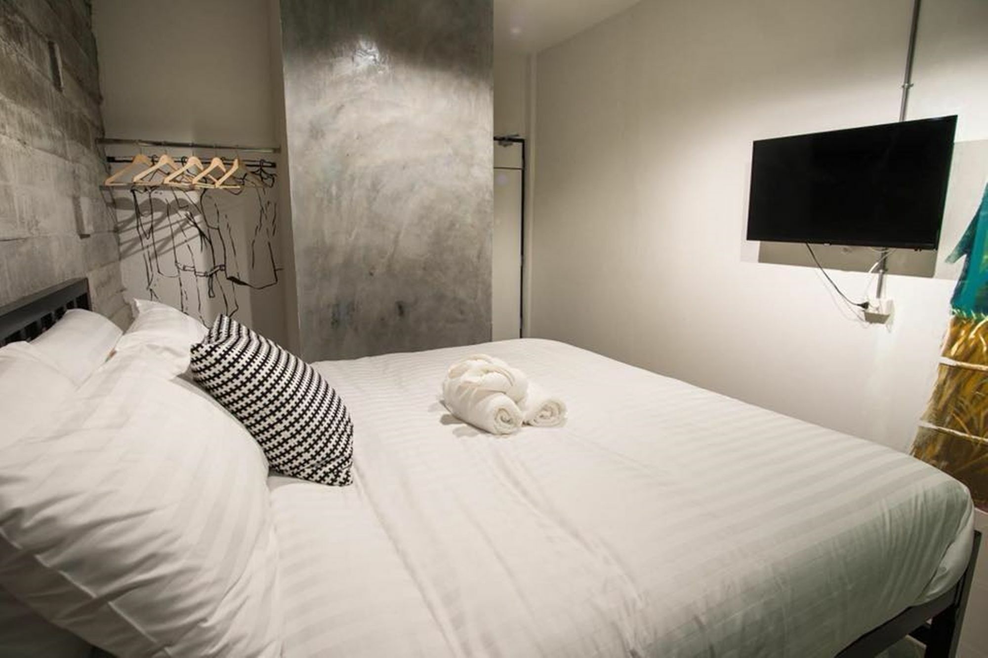 Zen Hostel Chiangmai Chiang Mai Bagian luar foto